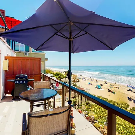3009 Ocean Street Main Villa